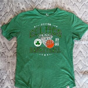 Boston Celtics Men’s Green Basketball T-Shirt Medium